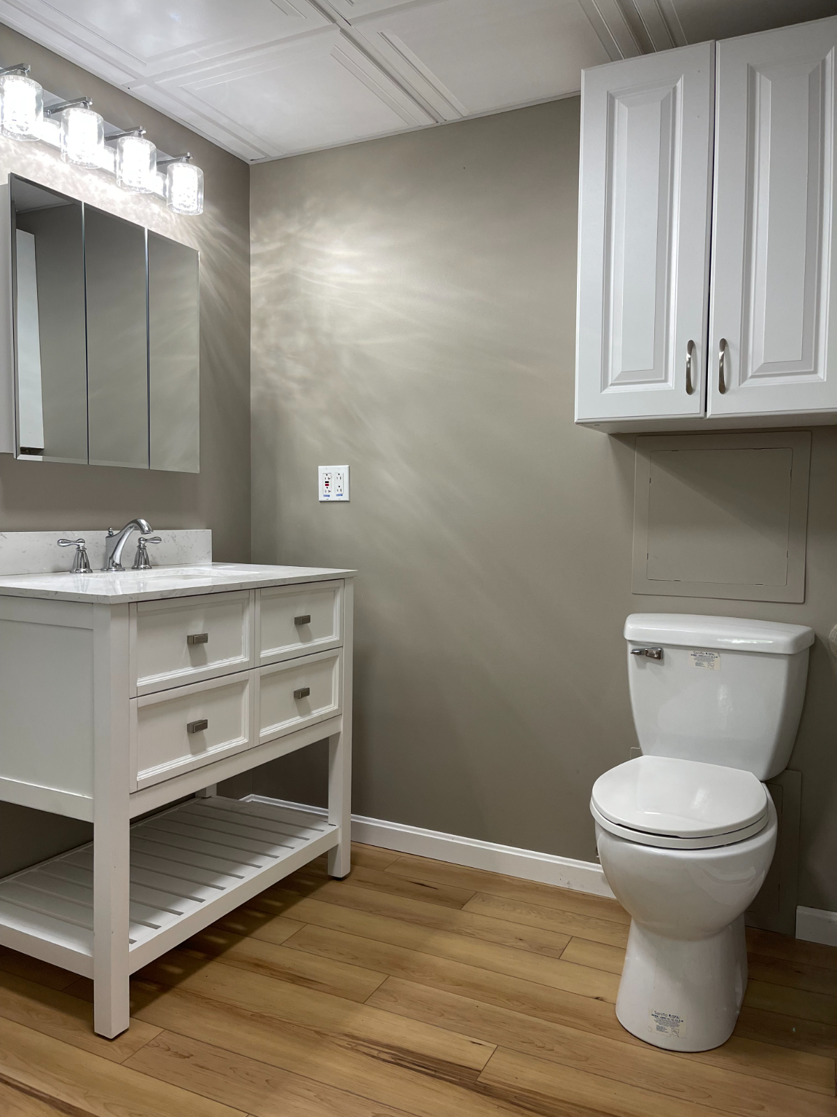 1 BR Apartment, Private Entrance - Photo 9