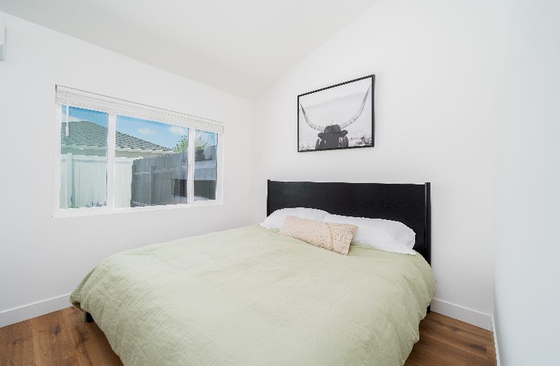 Vaulted Ceiling Cottage With Your Own Backyard - Photo 6