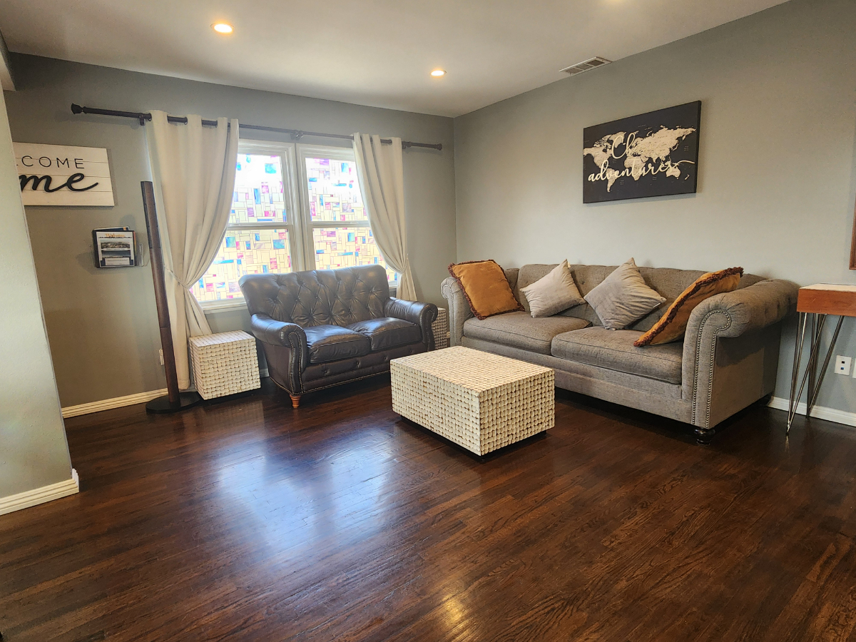 Large 4BED Centrally located