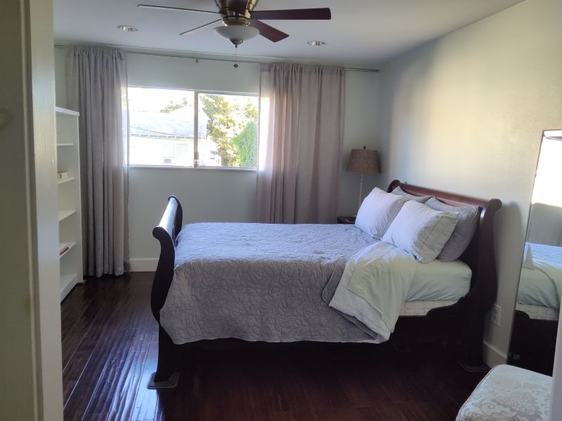 Near UTMB--One BR/One BA--All Utilities Included - Photo 1