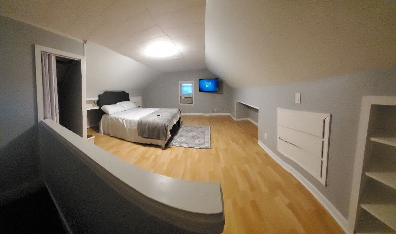 2 Bedroom in Bellerose - Photo 6