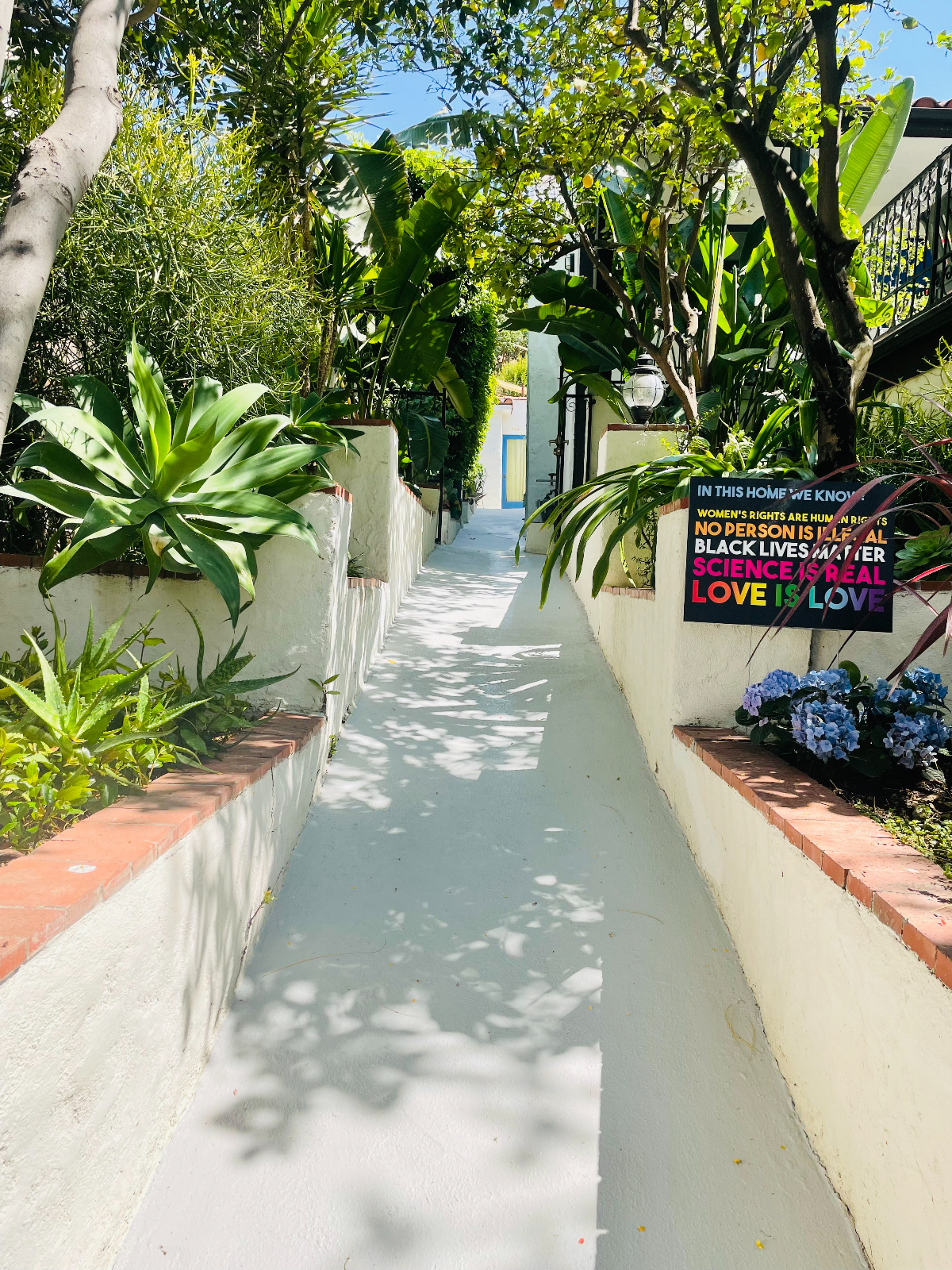 Charming Highland Park Casita - Photo 2