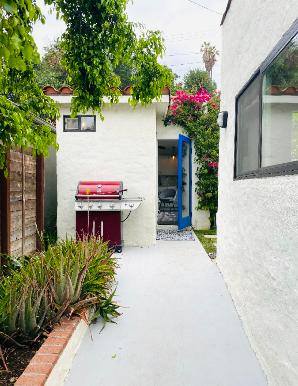 Charming Highland Park Casita - Photo 3