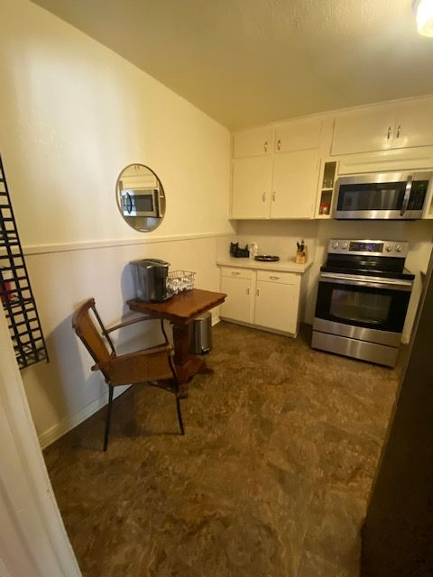 Our Medi-Park Duplex - The 2/1 - Photo 6
