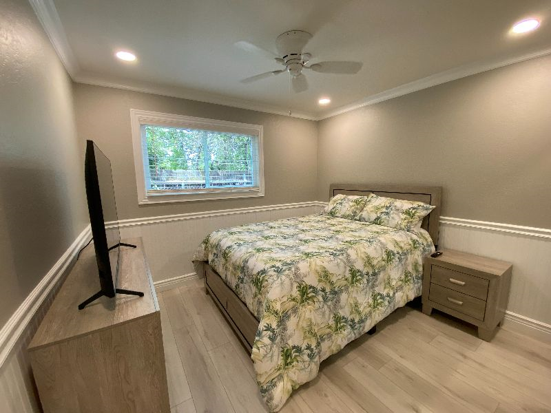 Clean and quiet room near Sutter Roseville (2)