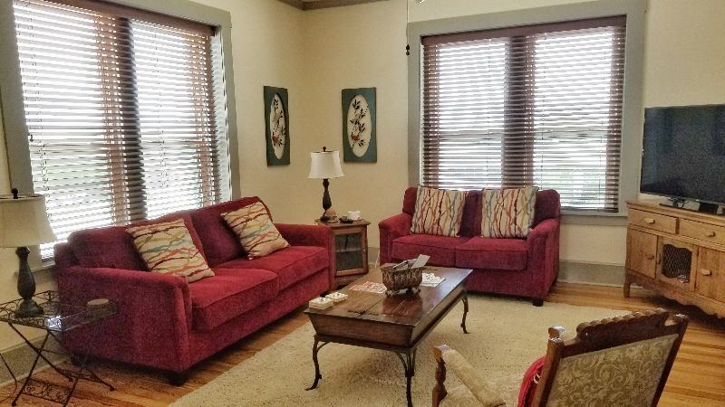 Square One Loft Apartment in Historic Downtown Bryan - Photo 2