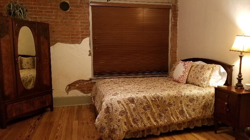 Square One Loft Apartment in Historic Downtown Bryan - Photo 7