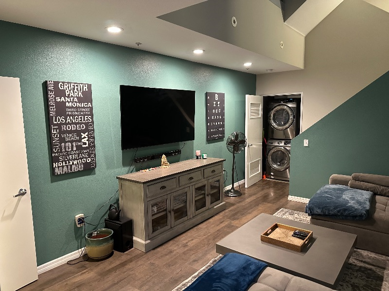 Olive Court - Photo 2