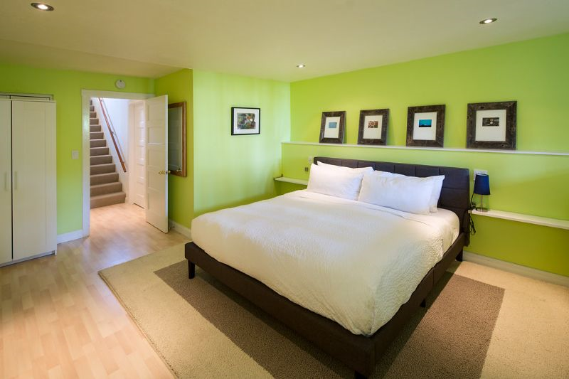Spacious Noe Valley Hideaway with Deck, Views, and Garden - Photo 2