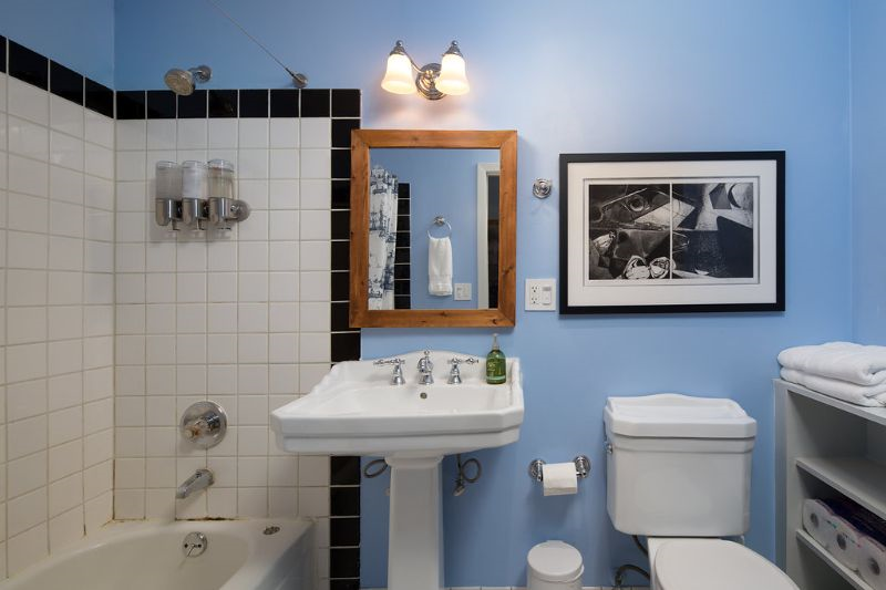 Spacious Noe Valley Hideaway with Deck, Views, and Garden - Photo 4