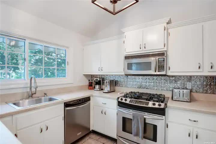 February and April only, Beautiful 3 bedrooms, 2 bathrooms with Hot Tub - Photo 7