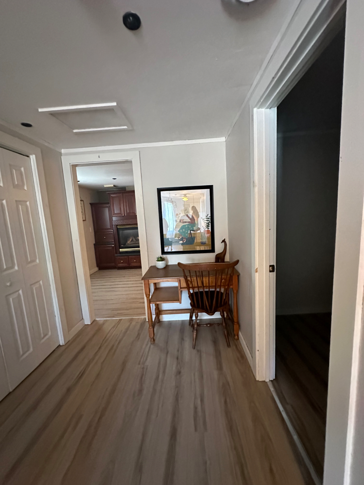 NEW 2-3BR Apartment with In unit washer/dryer St Albans Vt - Photo 2