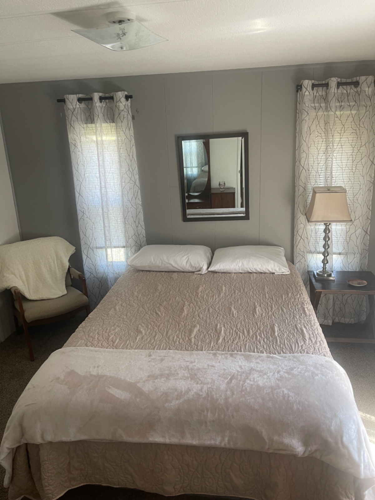 FURNISHED 2 BEDROOM APT.608 Myers Ave. UpStairs - Photo 6