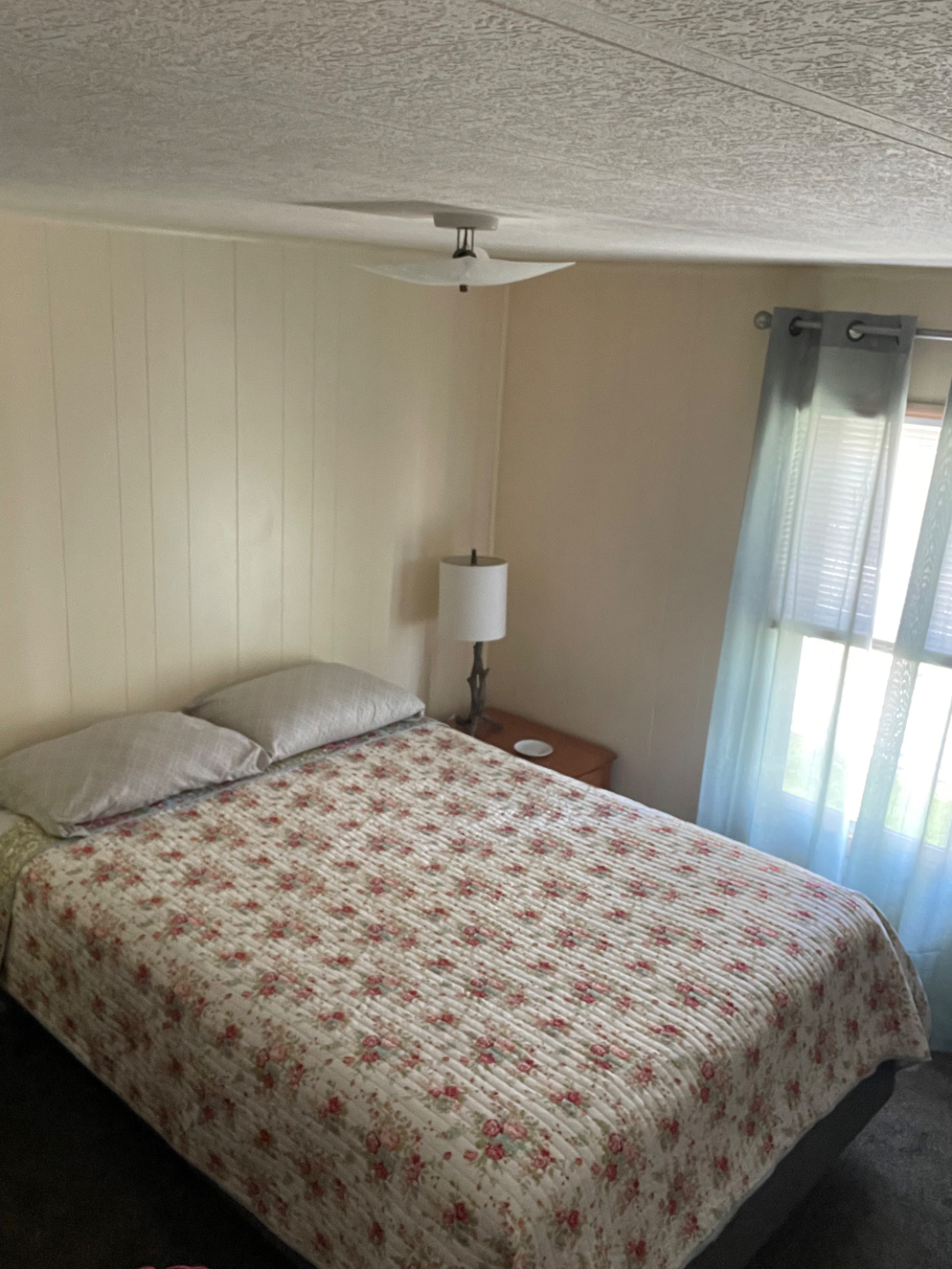 FURNISHED 2 BEDROOM APT.608 Myers Ave. UpStairs - Photo 8