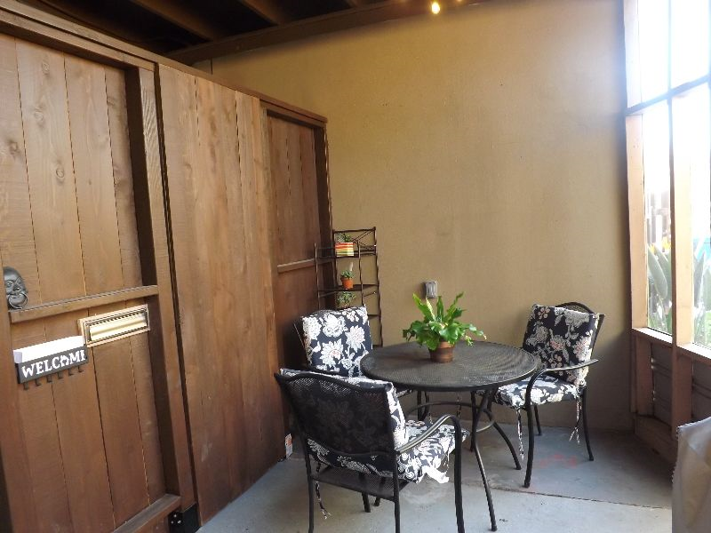 Centrally Located Private Studio in a Charming Neighborhood - Photo 6