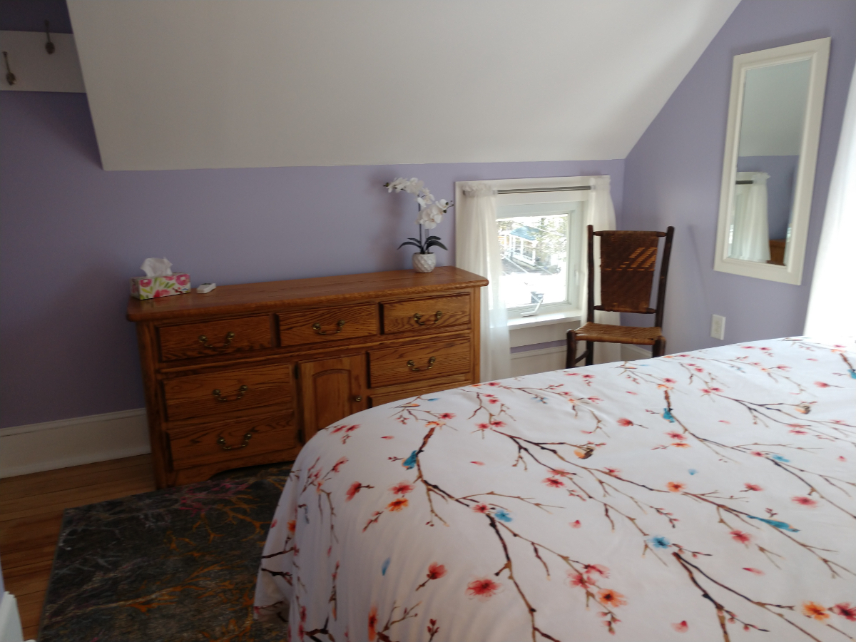 Exceptionally Nice Quiet Apartment in the Village - Photo 11