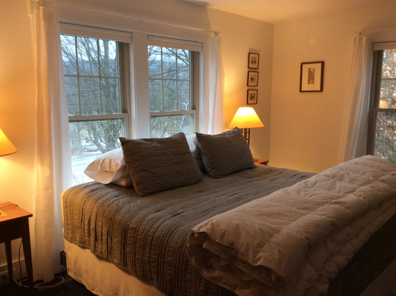 Modern In-Town Duplex - Photo 7