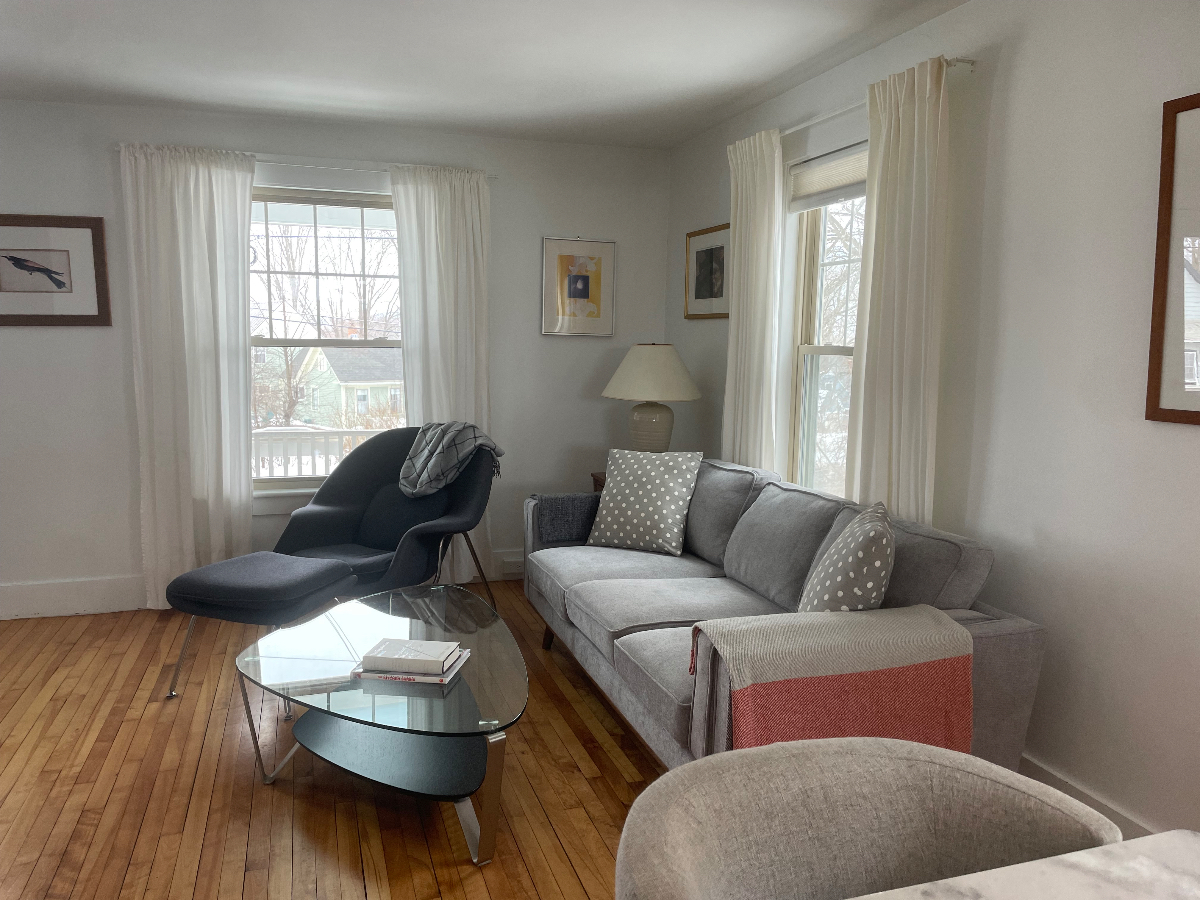 Modern In-Town Duplex - Photo 10