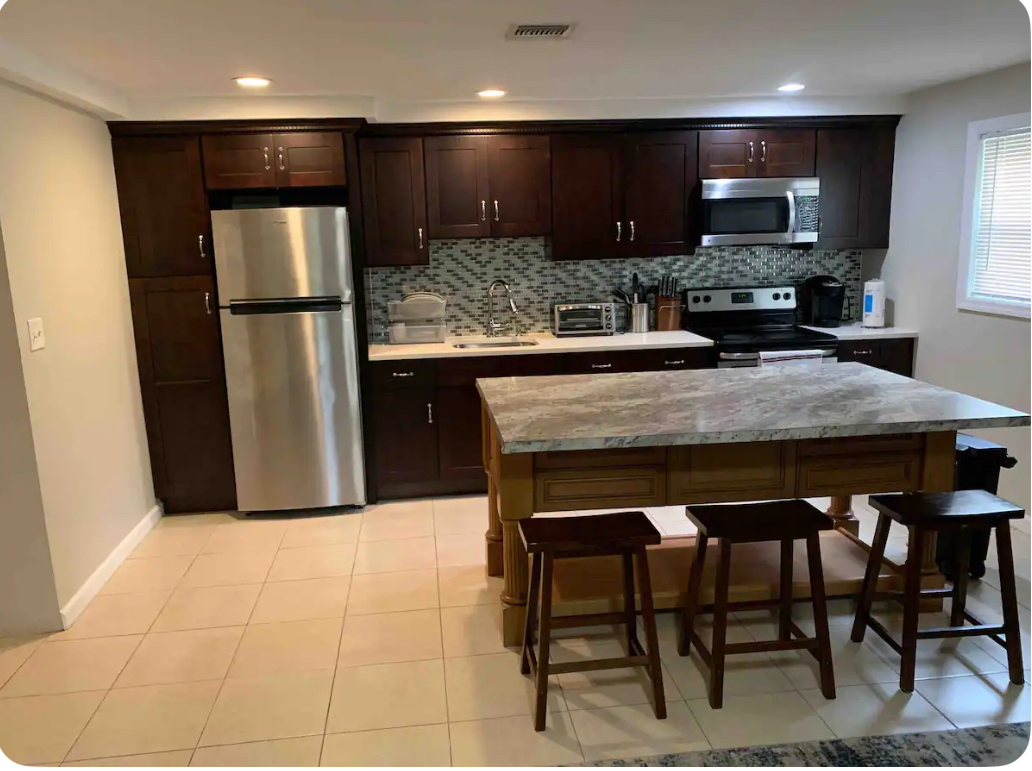 Beautiful 2 Bdroom Studio Apartment near Hospitals - Photo 4