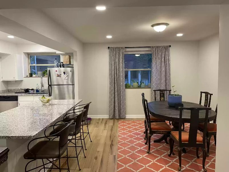 Spacious, 2-Bedroom condo, quiet community, 5 minute walk to Ritter Park - Photo 3