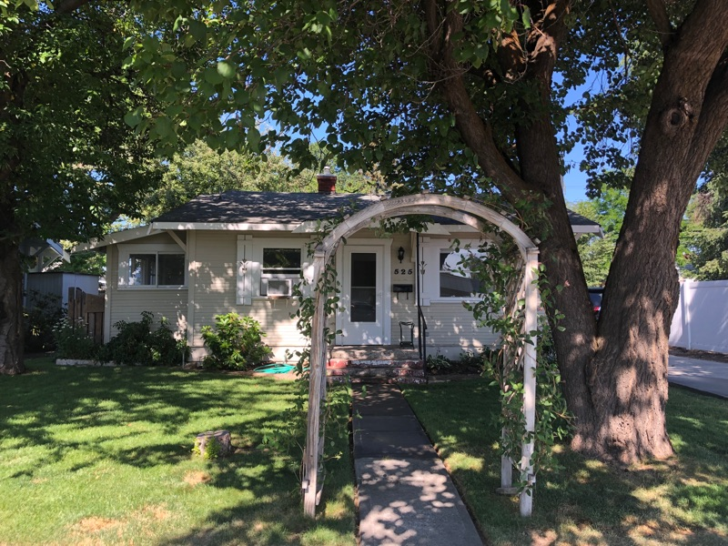 525 Bungalow - Photo 1