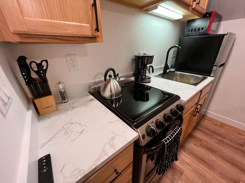 Private Studio Apt - Photo 3