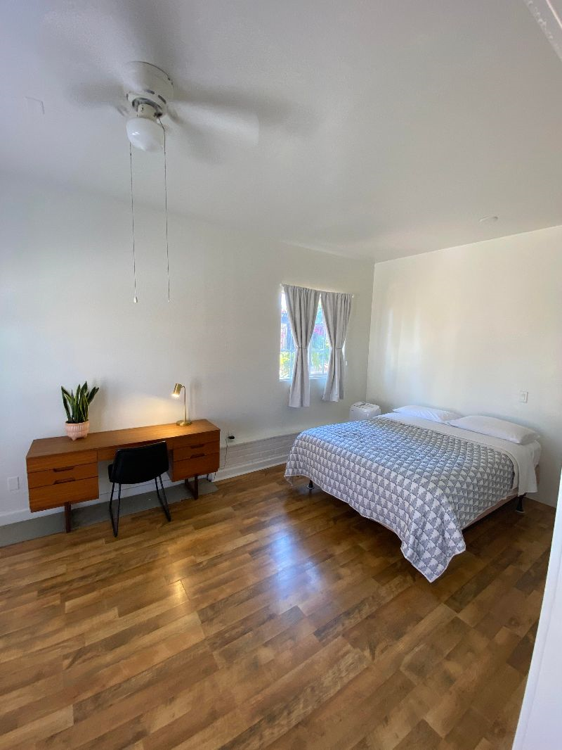 Private One-Bedroom Unit with Large Patio - Photo 2