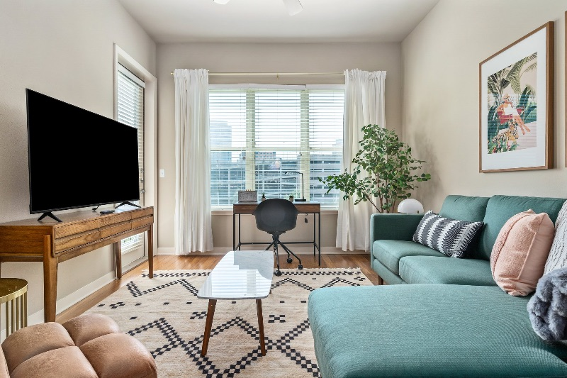 #537 (Classic 1BR)