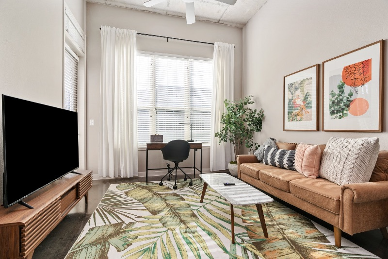 #139 (Loft 1BR)