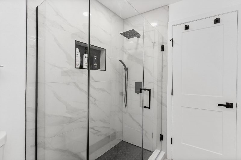 Modern Luxury Apartment in DC - Photo 11