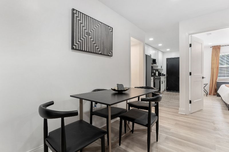 Modern Luxury Apartment in DC - Photo 6