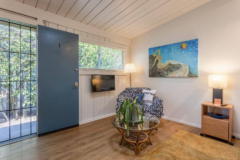7 OCEAN BEACH COZY COTTAGE 3 BLOCKS to the beach - Photo 3
