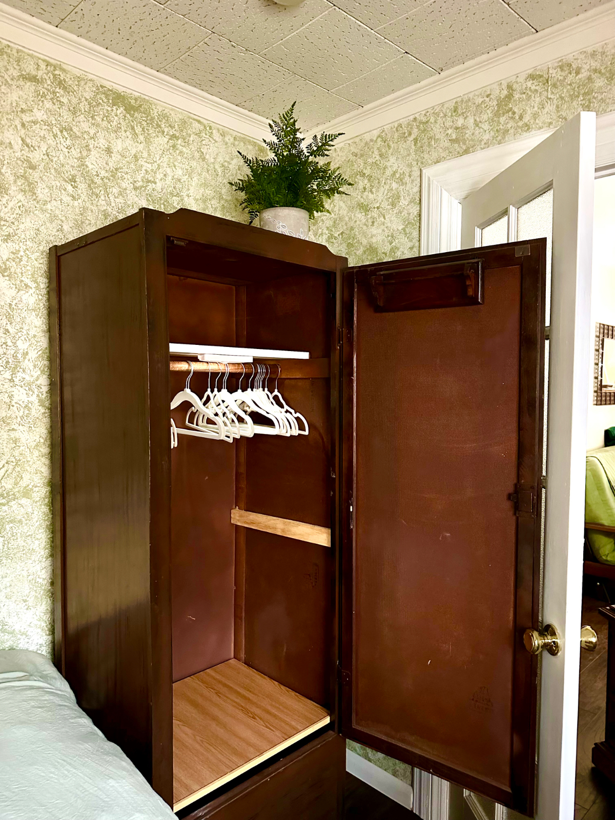 Cozy quiet room in private house - Photo 8
