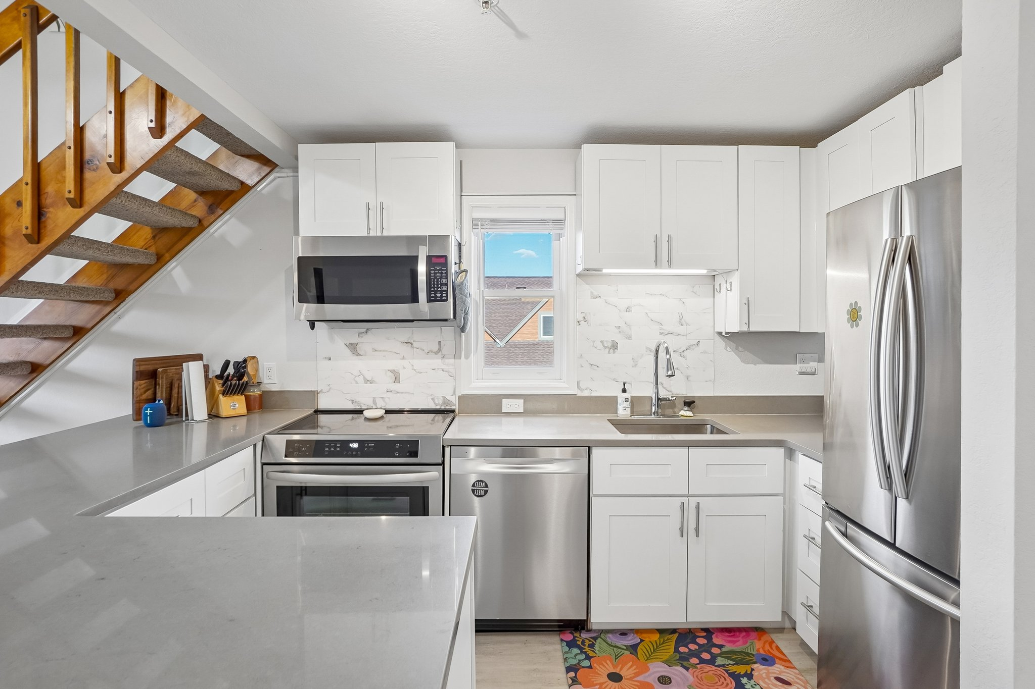 PEARL ST.  LIVE IT UP with AMAZING Boulder LOCATION - Photo 11