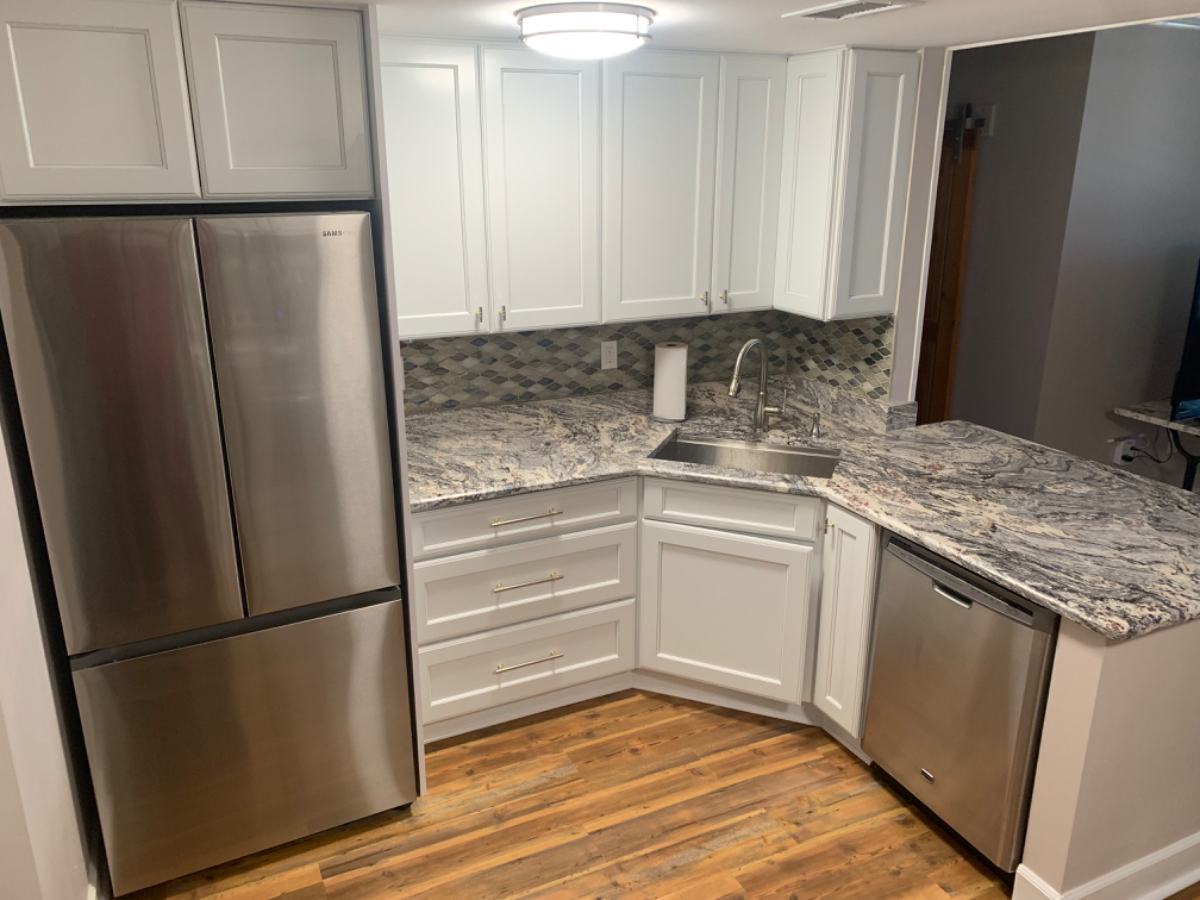 2 bedroom condo directly on the Mardi Gras parade route. - Photo 6