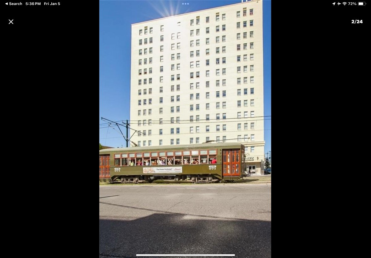 2 bedroom condo directly on the Mardi Gras parade route.