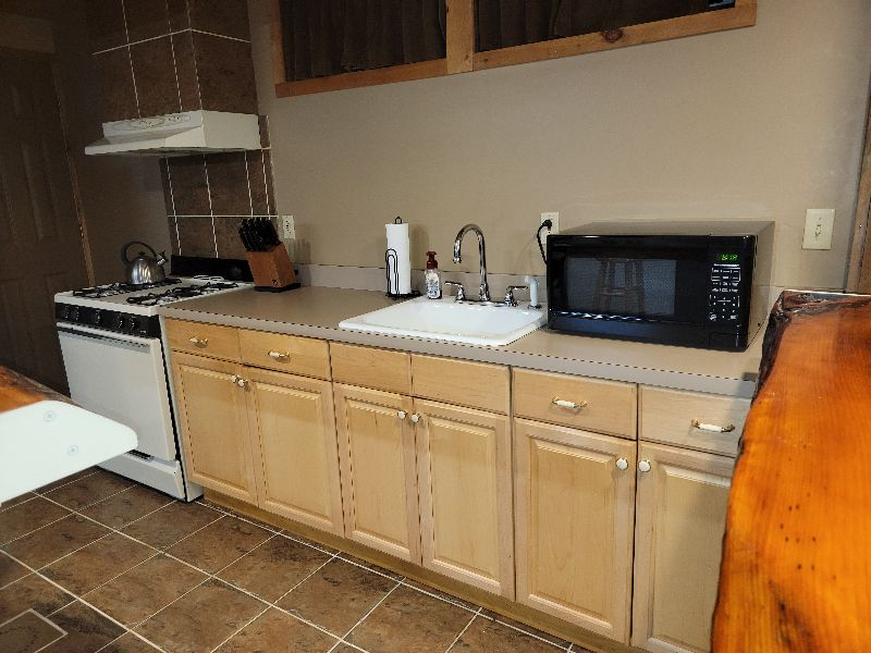 900 SF Studio Apartment In Quiet Neighborhood - Photo 5