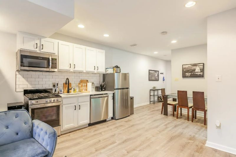 Modern Private 1BR Flat near Howard Hospital & Convention Center - Utilities Included - Photo 1