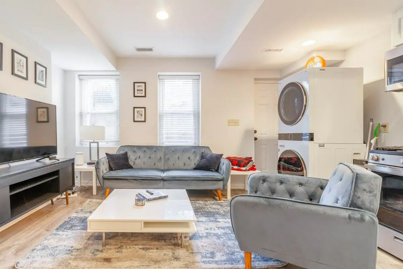 Modern Private 1BR Flat near Howard Hospital & Convention Center - Utilities Included - Photo 7