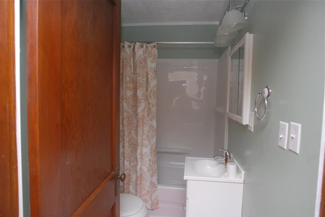 FURNISHED HOUSE--100 P0PLAR ST. - Photo 5