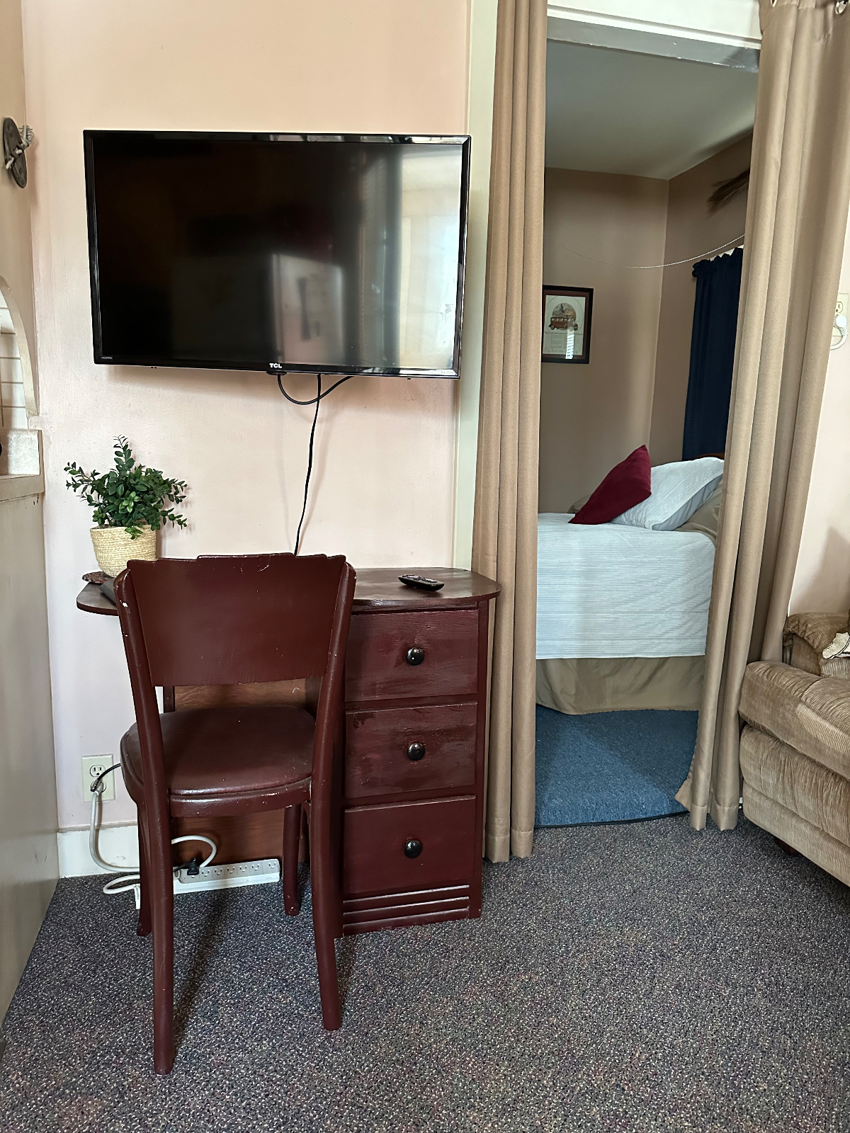 1 bedroom Apt, Minutes from Hospital - Photo 6
