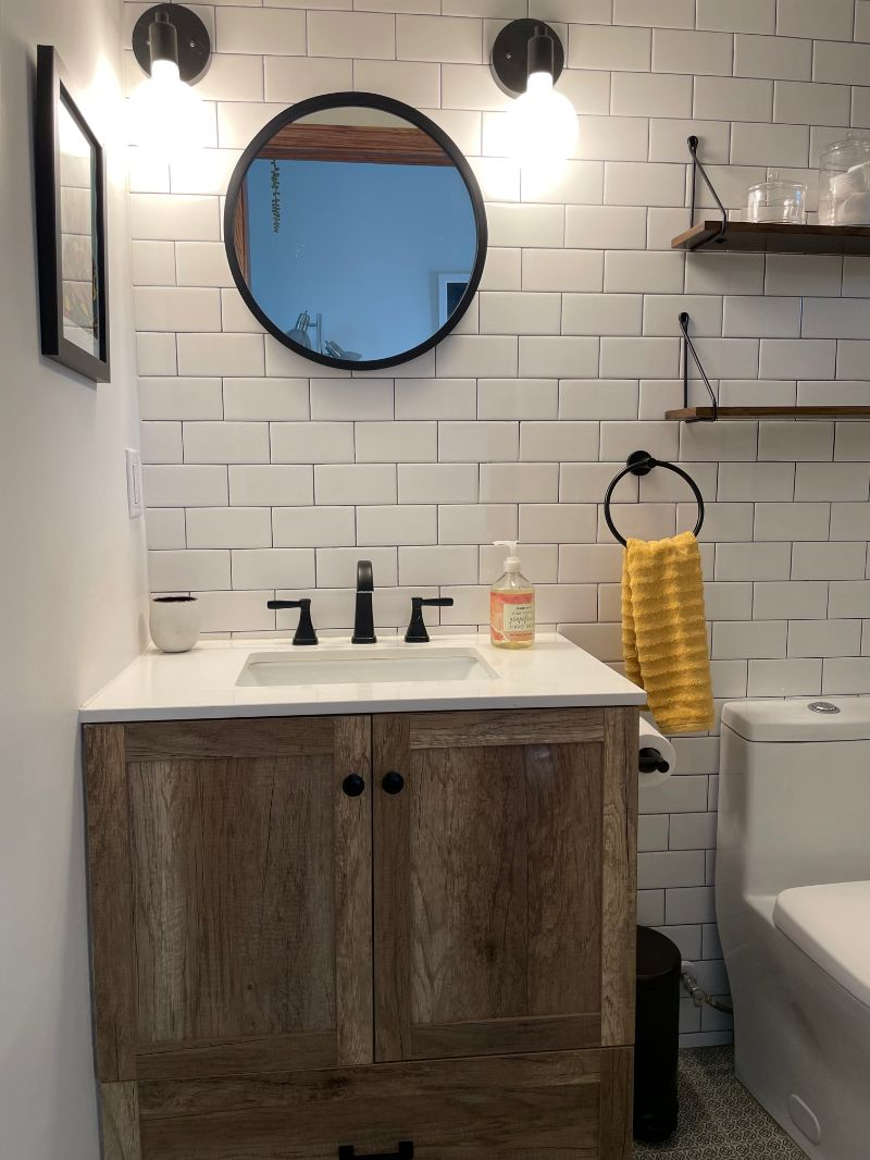 Bright, Modern Studio with a Private Patio - Photo 4