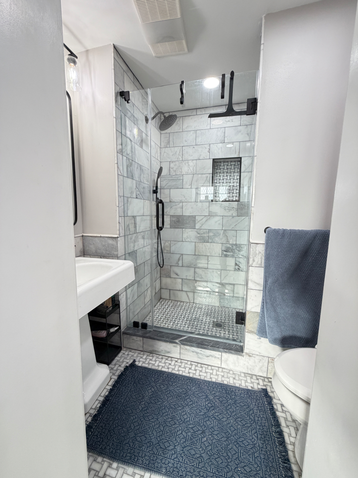 Front Private Entrance One BR Apt - 5 Star Rated - Photo 11