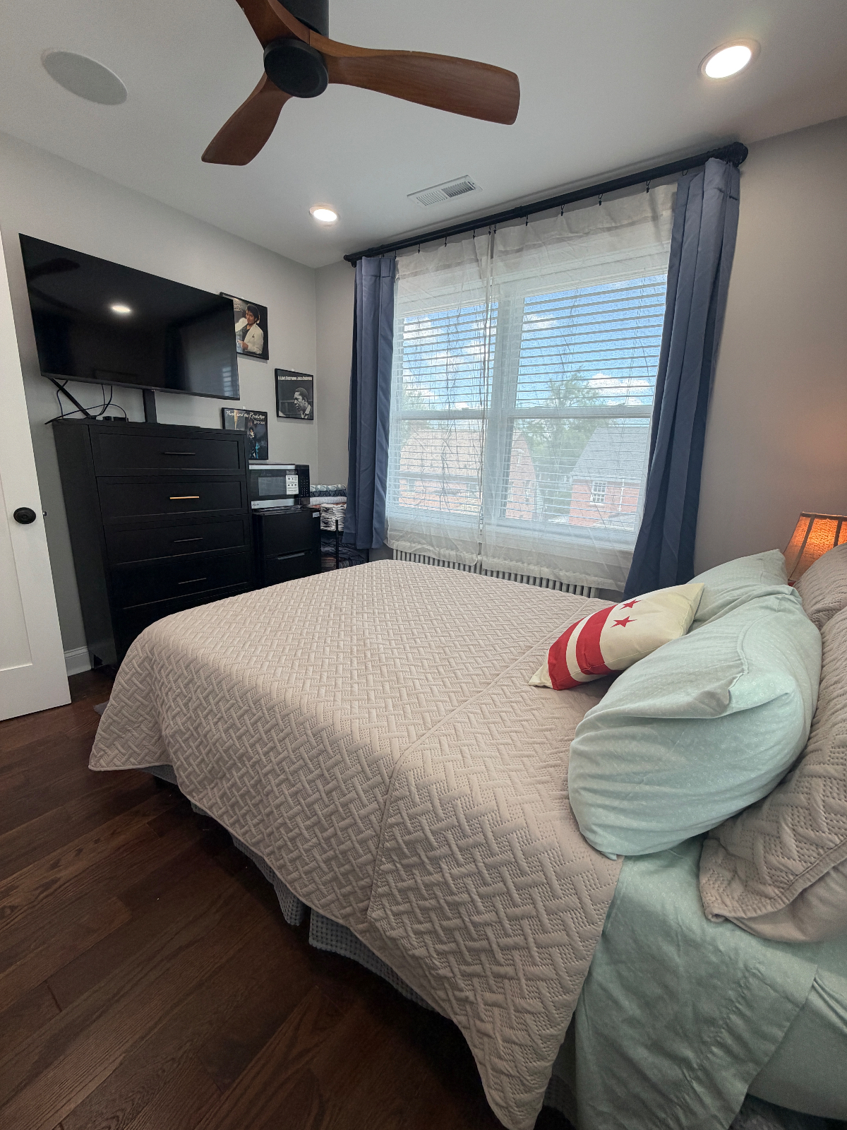 Front Private Entrance One BR Apt - 5 Star Rated - Photo 4