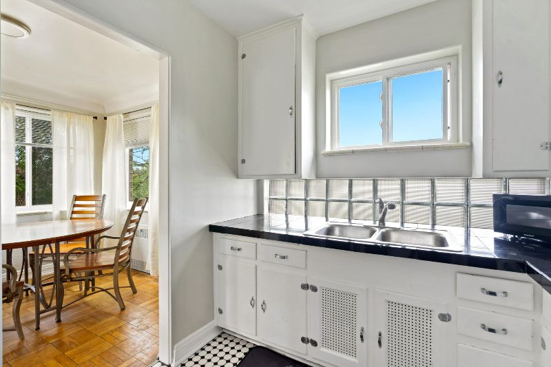 Historical 2 Bed 1 bath Near Cheyenne Regional... - Photo 5