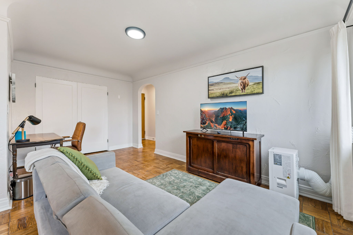 Historical 2 Bed 1 bath Near Cheyenne Regional... - Photo 2