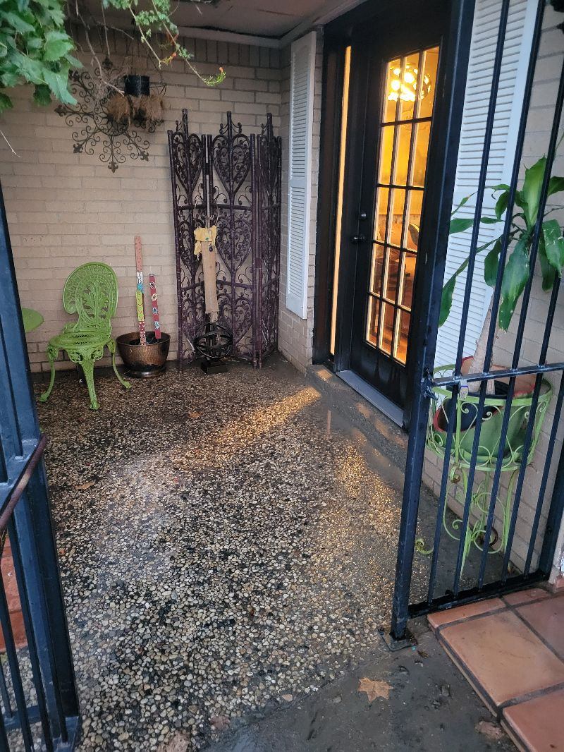En suite by the Courtyard - Photo 9