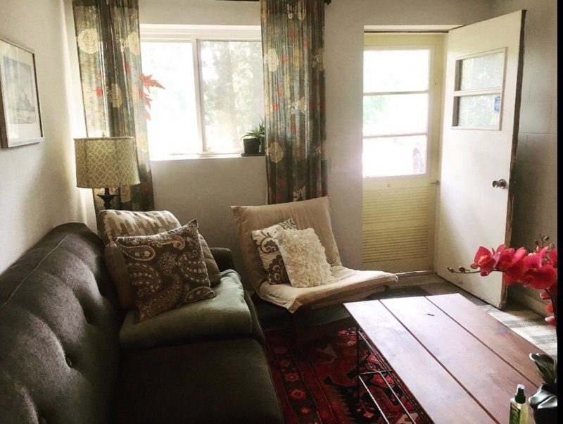 Hillcrest Hideaway - Photo 4
