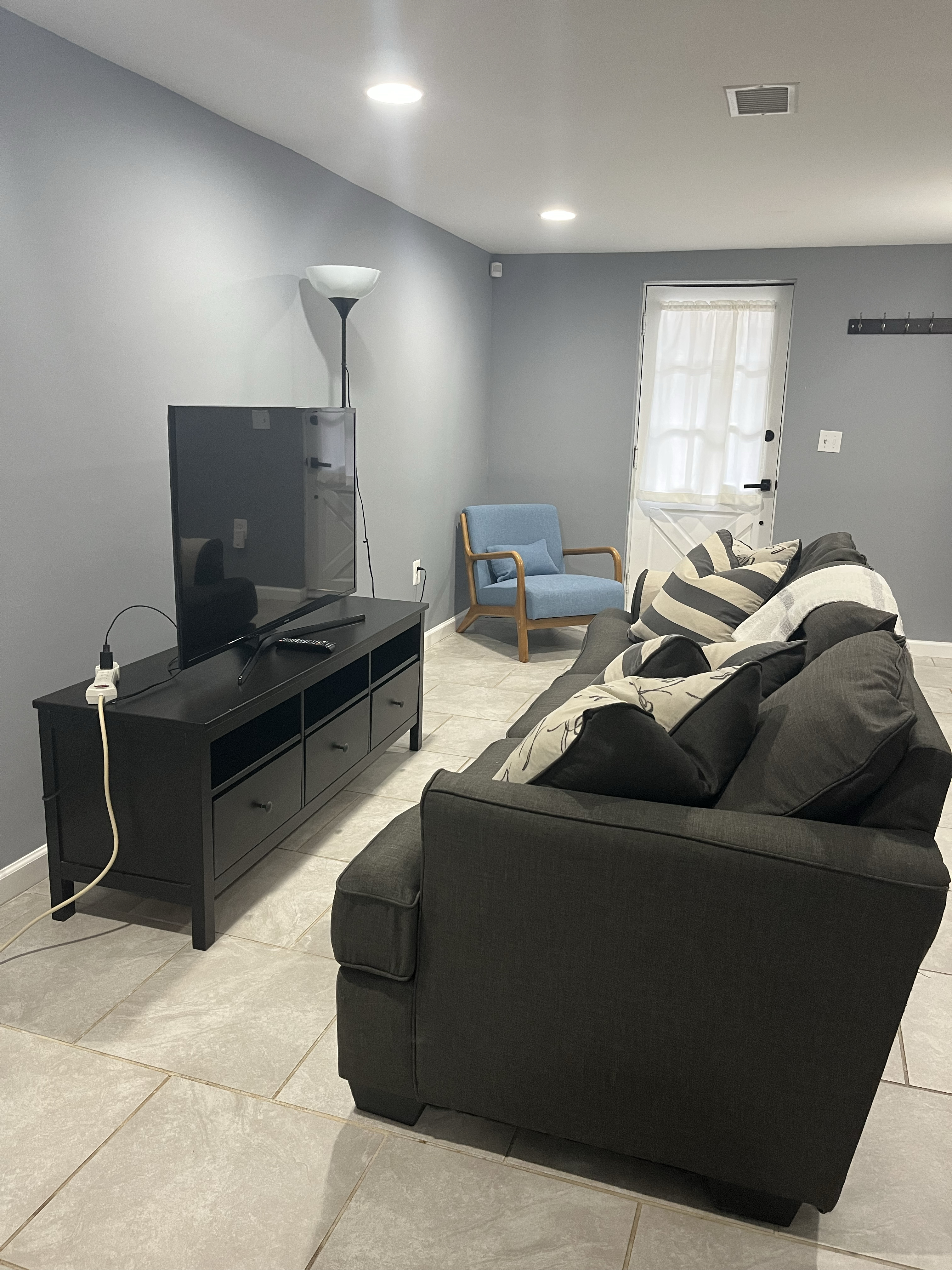 Furnished Basement/Studio for Rent (just a few minutes to Capitol Hill and Eastern Market Areas) - Photo 6