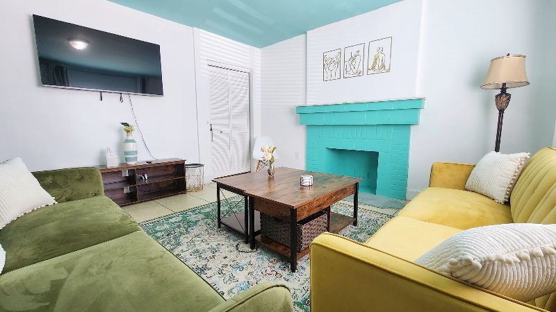 Full Washer/dryer, Dishwasher, King Size Beds  Chef's Kitchen - La Hacienda